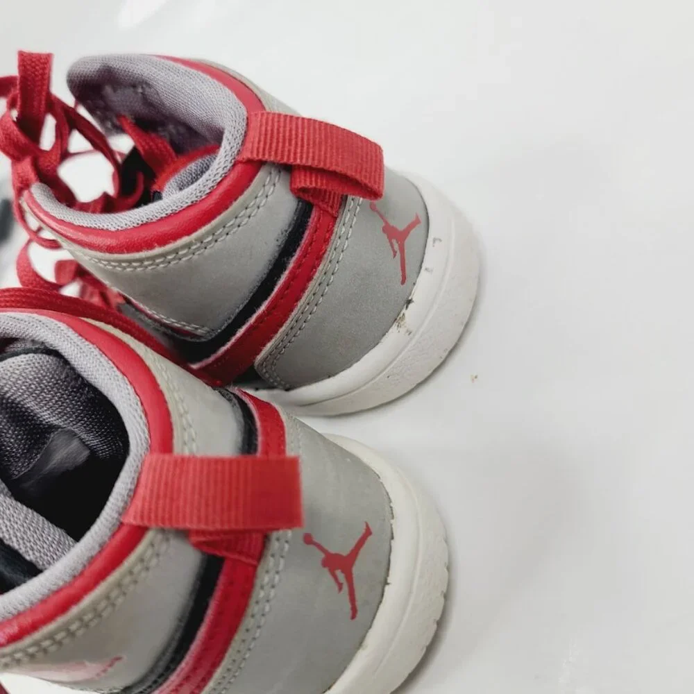 Jordan boy red